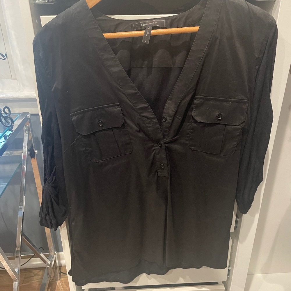 Bcbg black quarter button down top